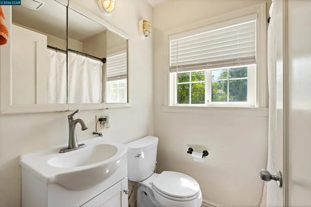 606 W Turner Rd Lodi, CA 95240