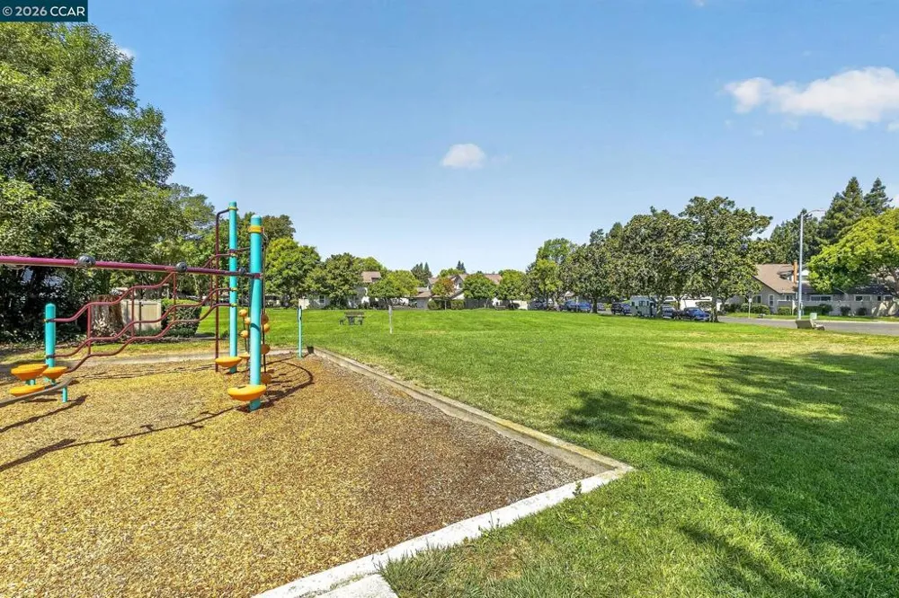6466 Meadow Pines Avenue Rohnert Park, CA 94928