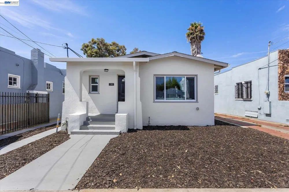 1707 78Th Ave Oakland, CA 94621