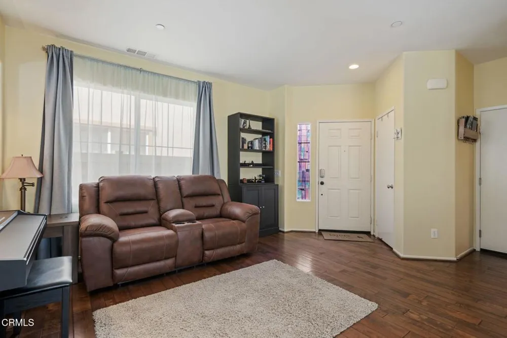 5313 Gibson Place Oxnard, CA 93033