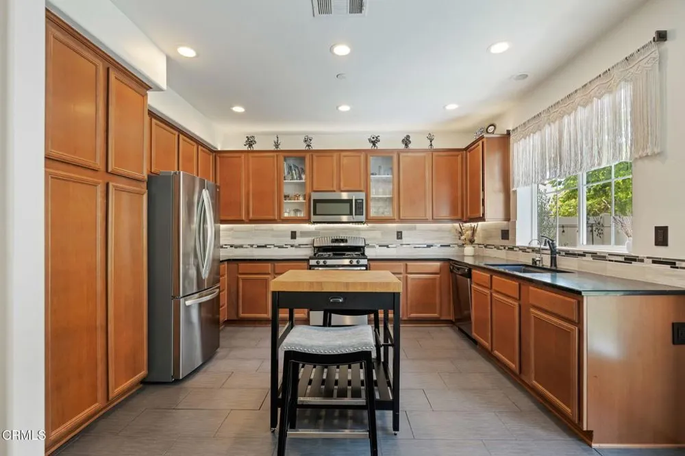 5313 Gibson Place Oxnard, CA 93033