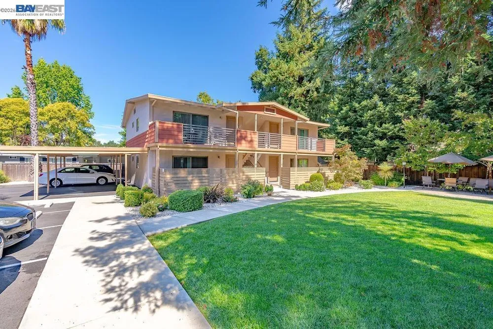 40 Casa Maria Ct Alamo, CA 94507