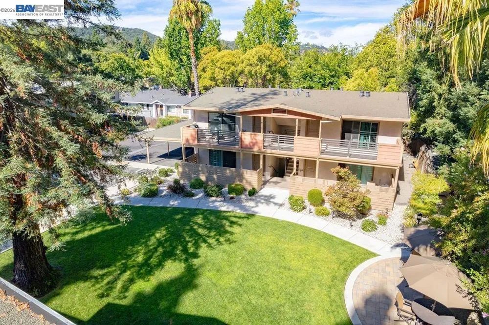 40 Casa Maria Ct Alamo, CA 94507