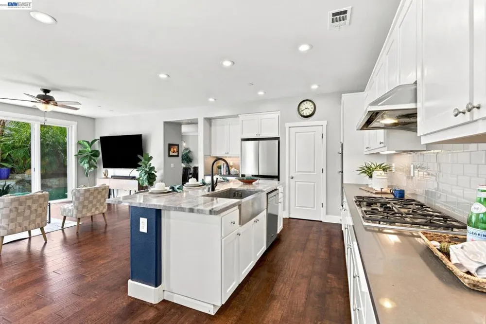 2491 Decker Ln Livermore, CA 94550