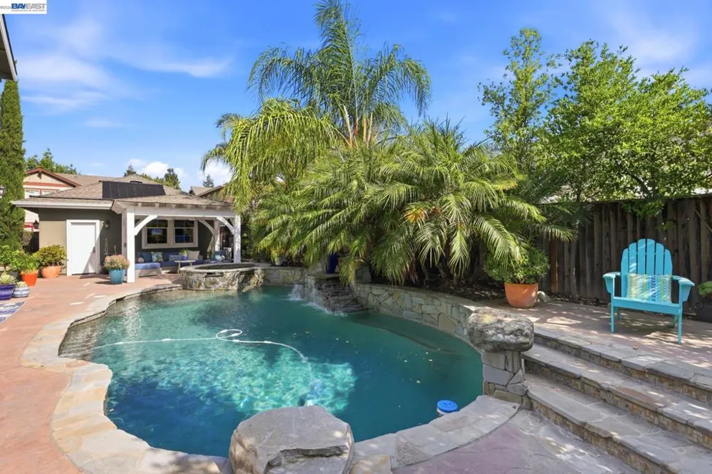 2491 Decker Ln Livermore, CA 94550