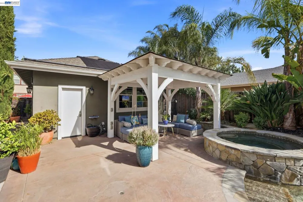 2491 Decker Ln Livermore, CA 94550