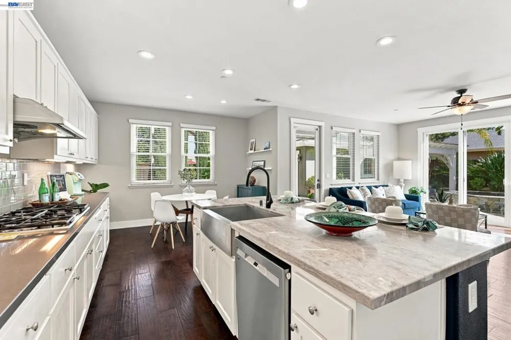 2491 Decker Ln Livermore, CA 94550