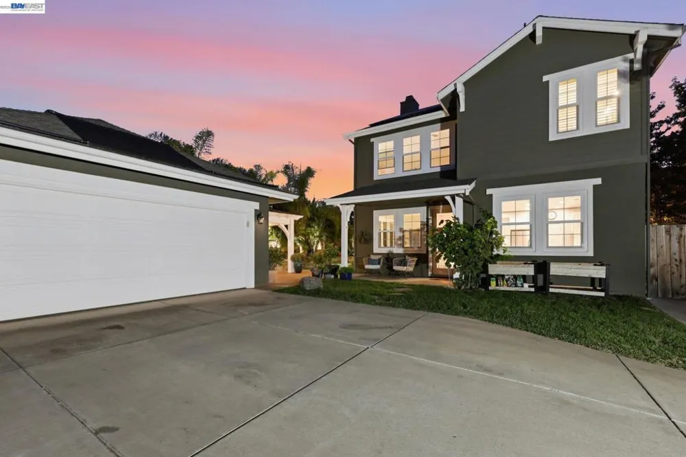 2491 Decker Ln Livermore, CA 94550