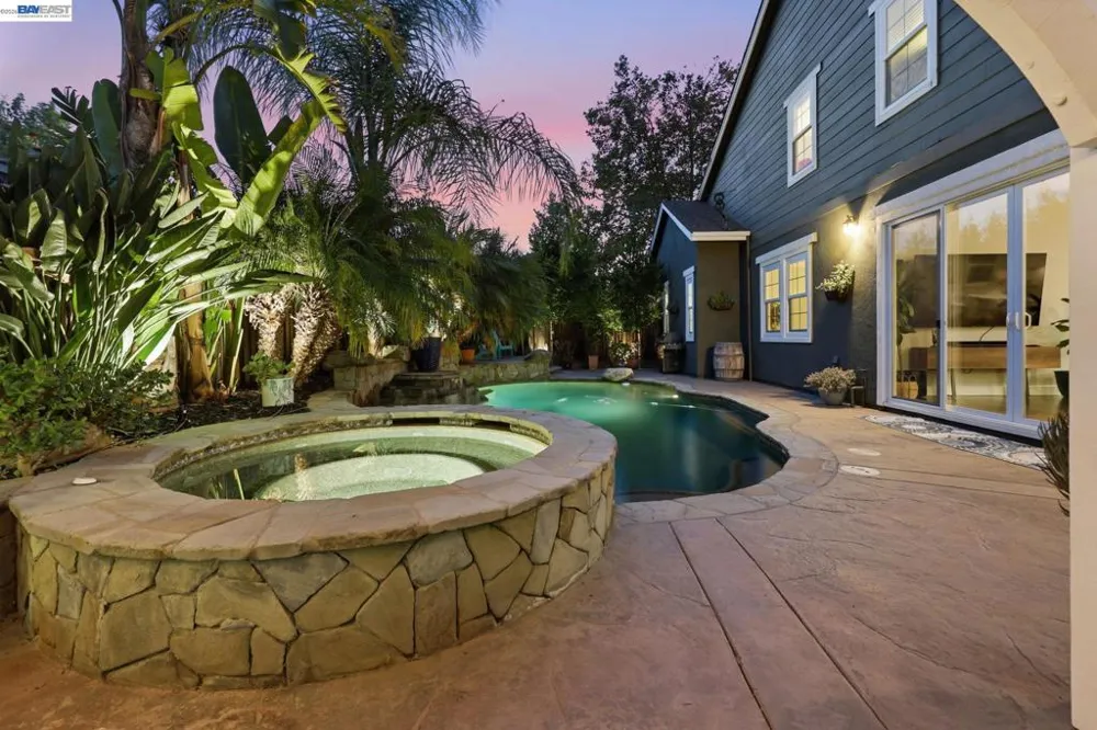2491 Decker Ln Livermore, CA 94550