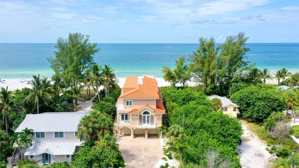 106 74TH STREET #100 Holmes Beach, FL 34217