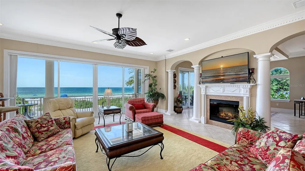 106 74TH STREET #100 Holmes Beach, FL 34217