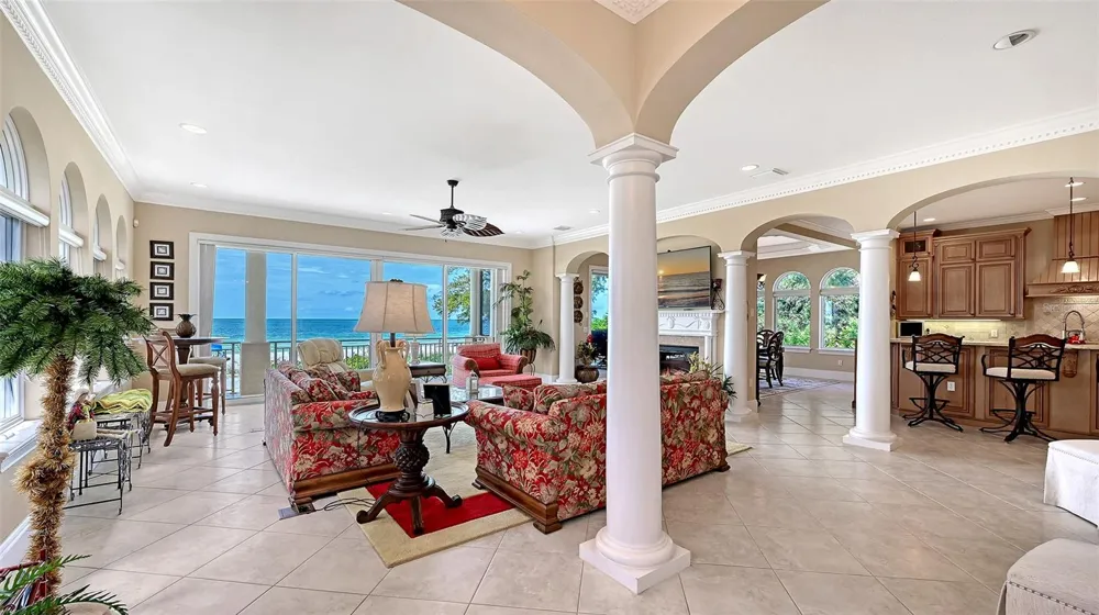 106 74TH STREET #100 Holmes Beach, FL 34217