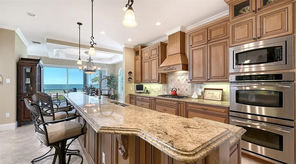 106 74TH STREET #100 Holmes Beach, FL 34217