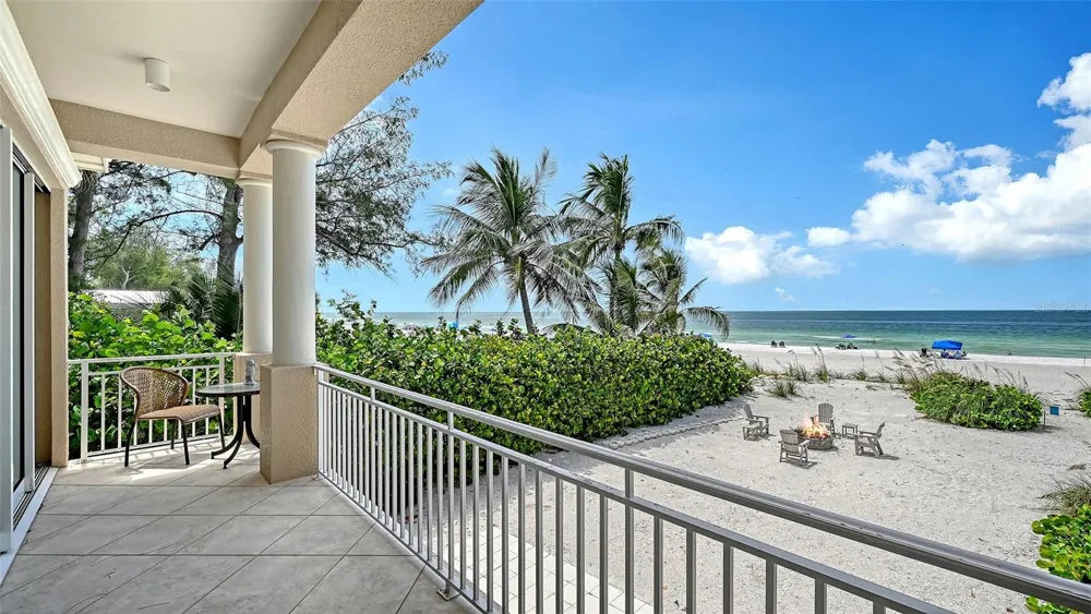 106 74TH STREET #100 Holmes Beach, FL 34217