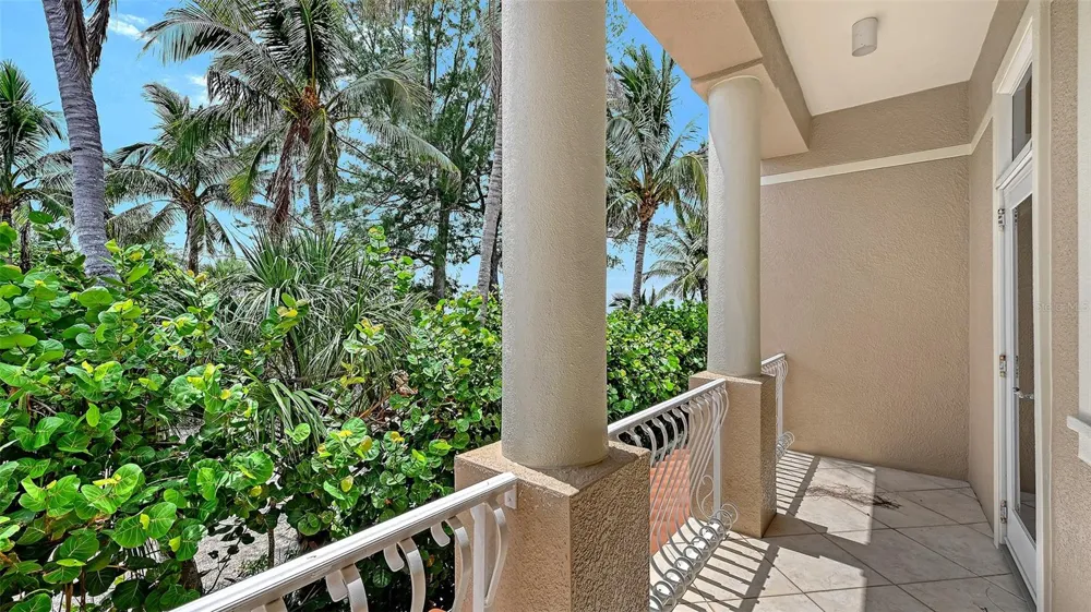 106 74TH STREET #100 Holmes Beach, FL 34217