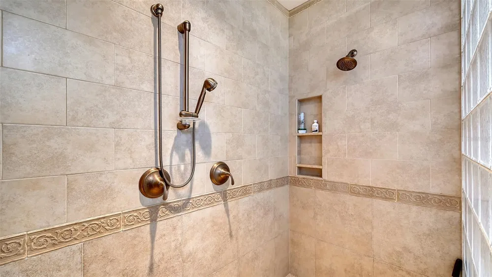 106 74TH STREET #100 Holmes Beach, FL 34217