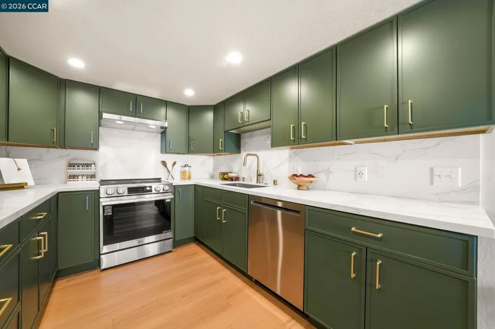 1705 Dalessi Dr Pinole, CA 94564