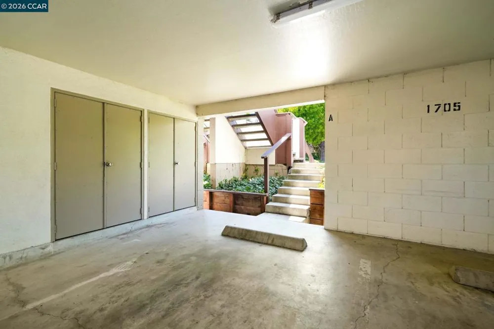 1705 Dalessi Dr Pinole, CA 94564