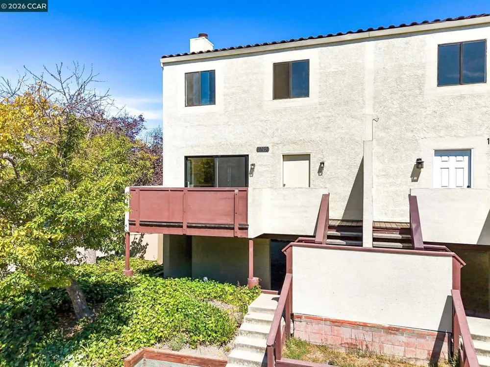 1705 Dalessi Dr Pinole, CA 94564