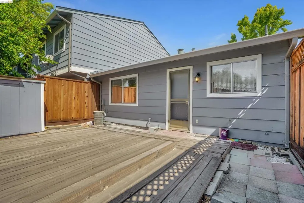 1651 Monterey Dr Livermore, CA 94551