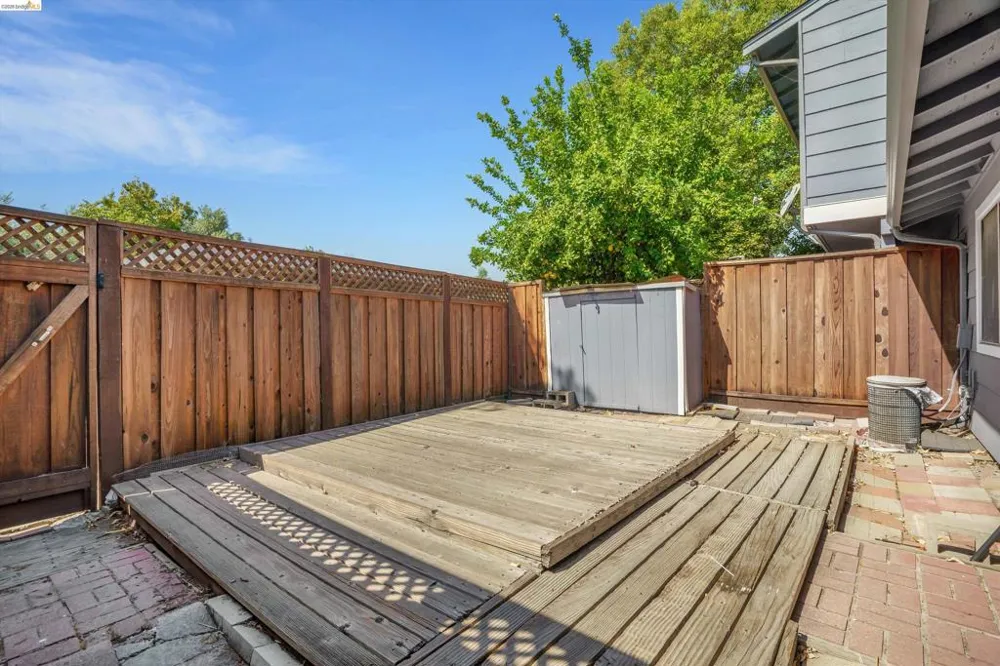 1651 Monterey Dr Livermore, CA 94551