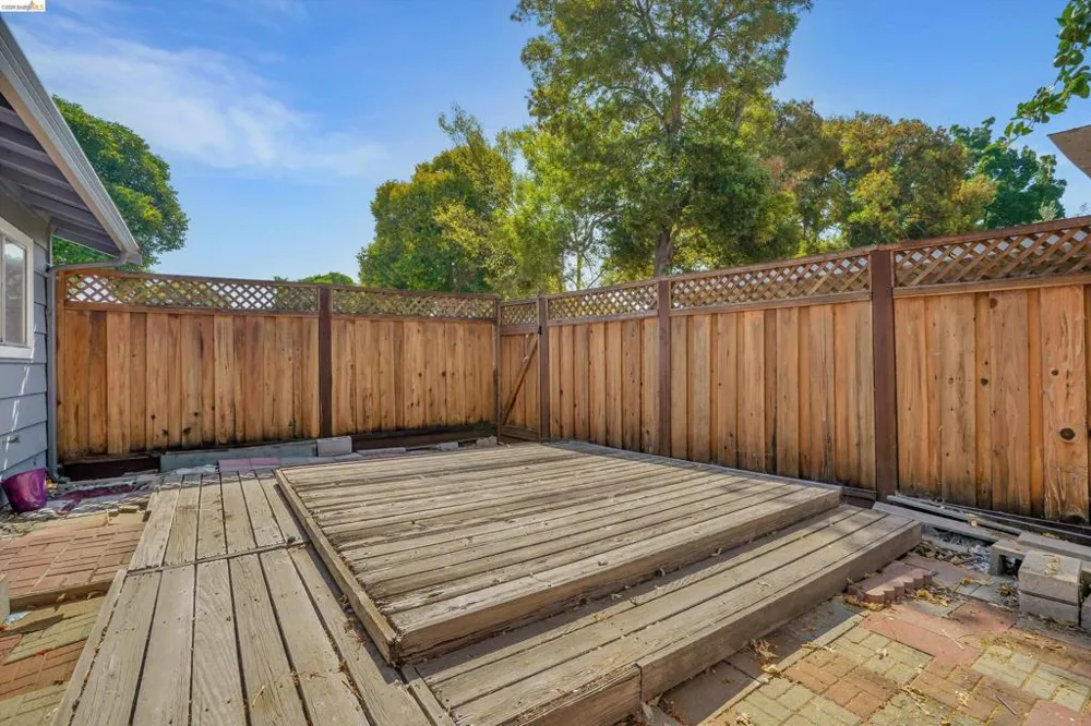 1651 Monterey Dr Livermore, CA 94551