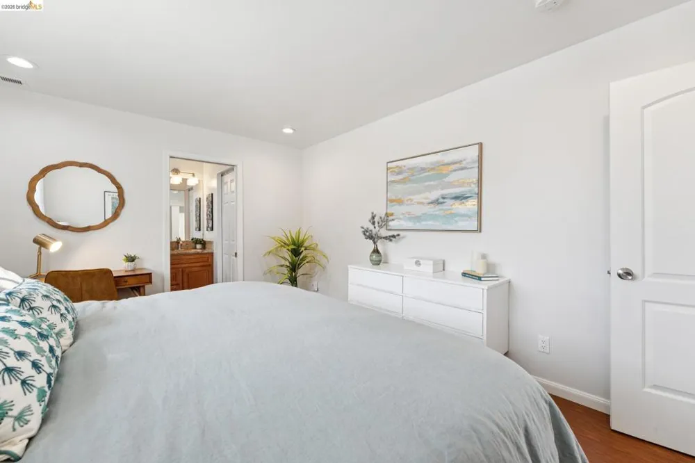 1390 E 31St St Oakland, CA 94602