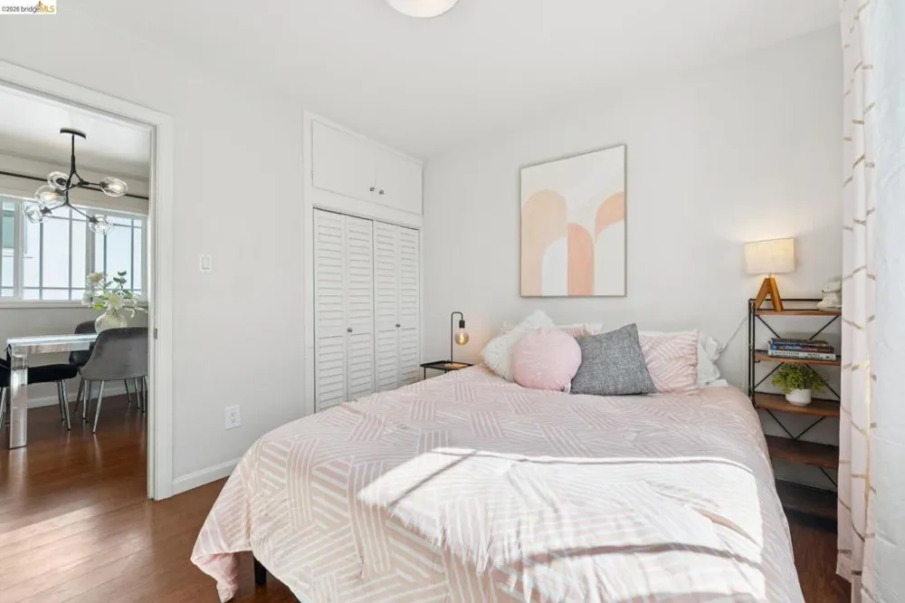 1390 E 31St St Oakland, CA 94602