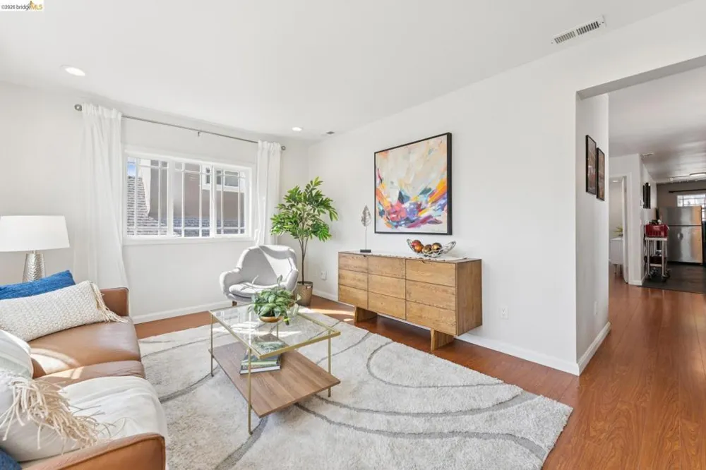 1390 E 31St St Oakland, CA 94602