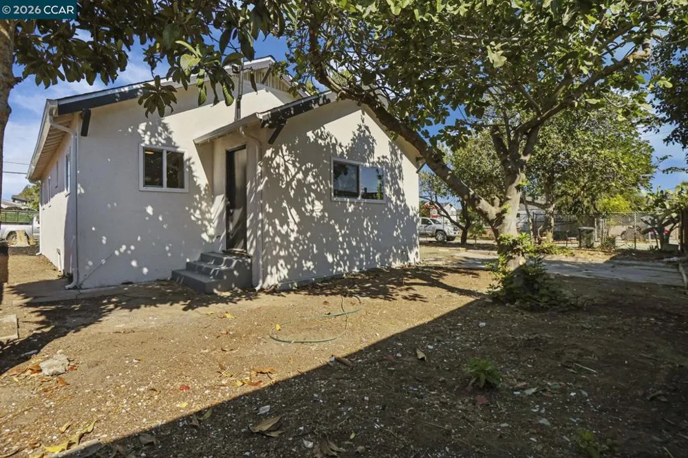196 N Bella Monte Ave Bay Point, CA 94565