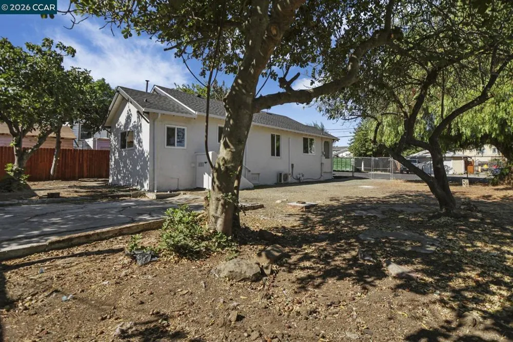 196 N Bella Monte Ave Bay Point, CA 94565