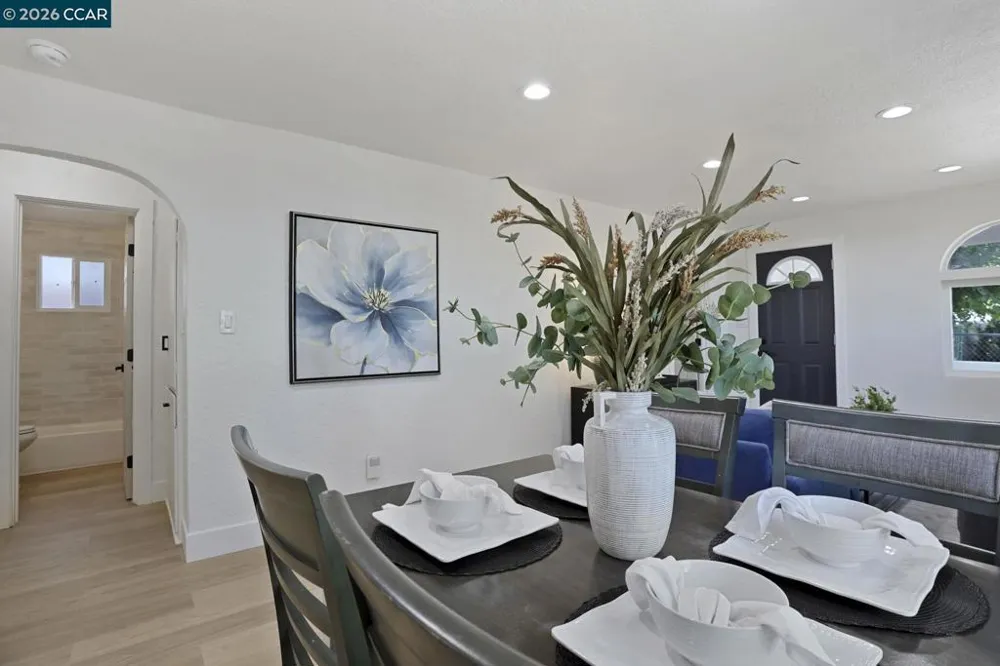 196 N Bella Monte Ave Bay Point, CA 94565