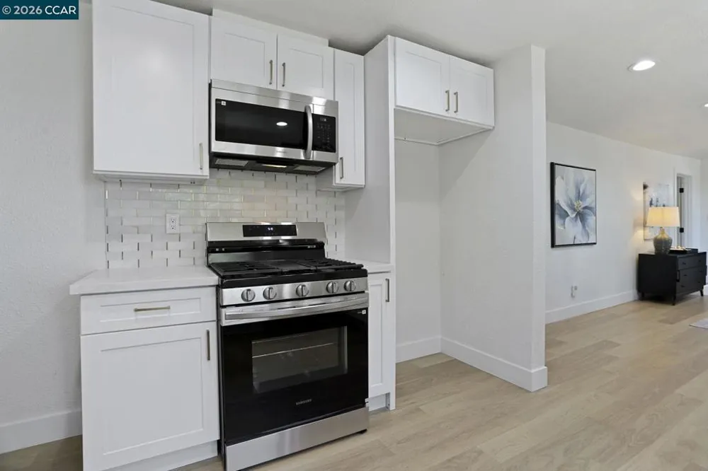 196 N Bella Monte Ave Bay Point, CA 94565