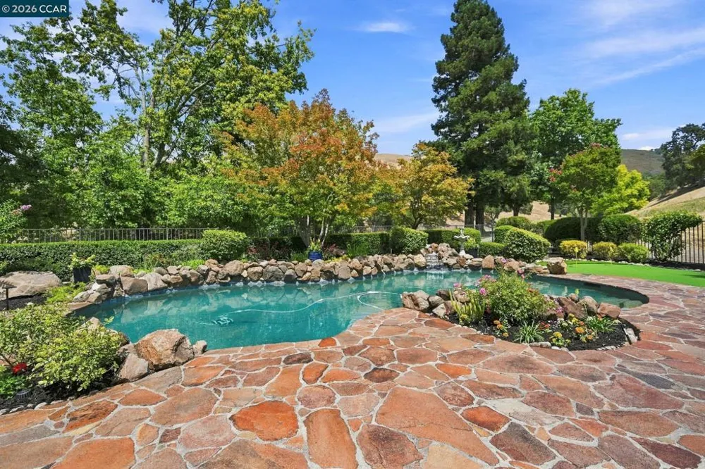 645 Birchwood Ct Danville, CA 94506