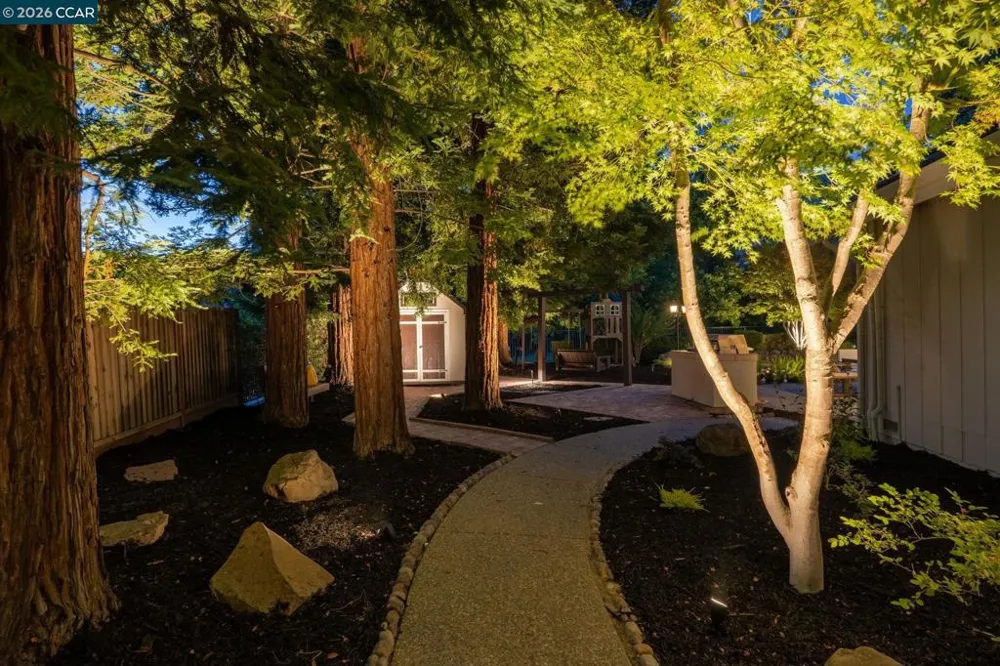 645 Birchwood Ct Danville, CA 94506