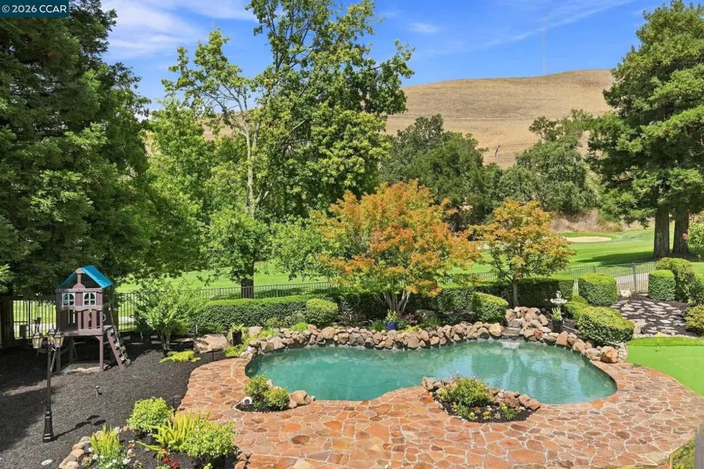 645 Birchwood Ct Danville, CA 94506