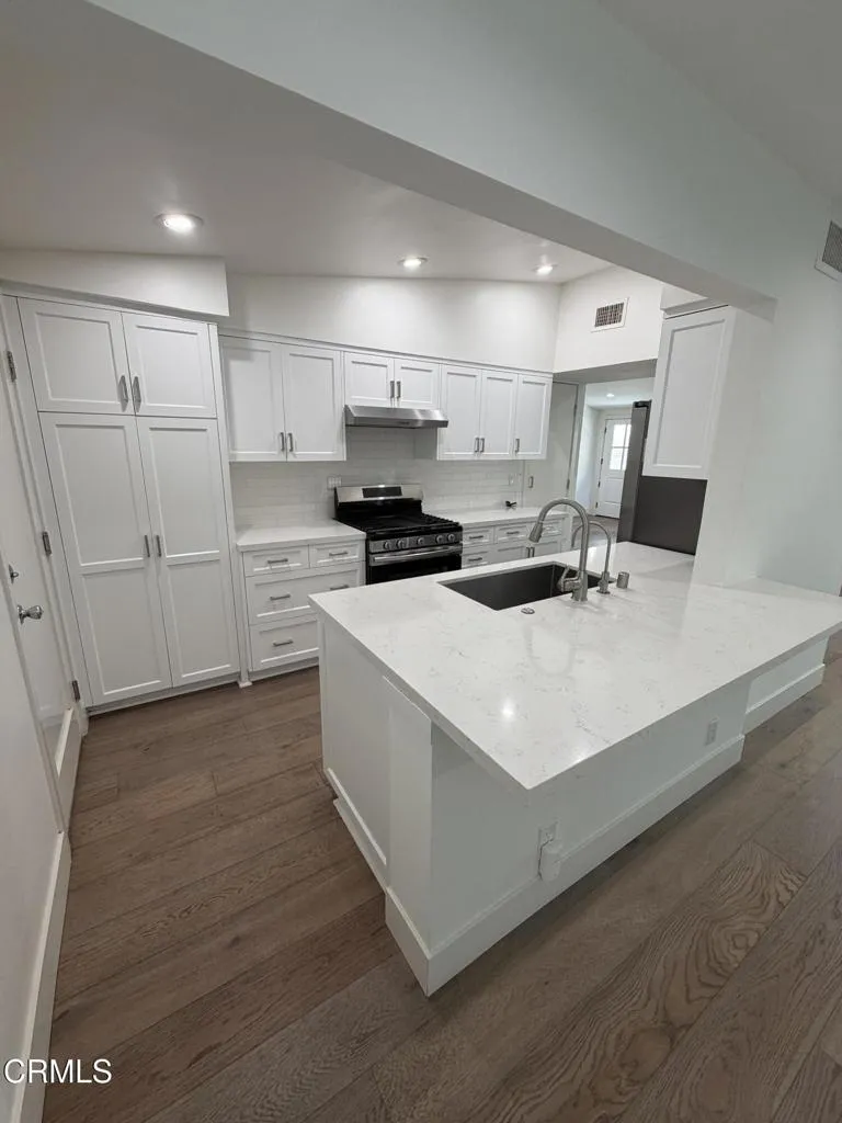 1164 Shelburn Lane Ventura, CA 93001