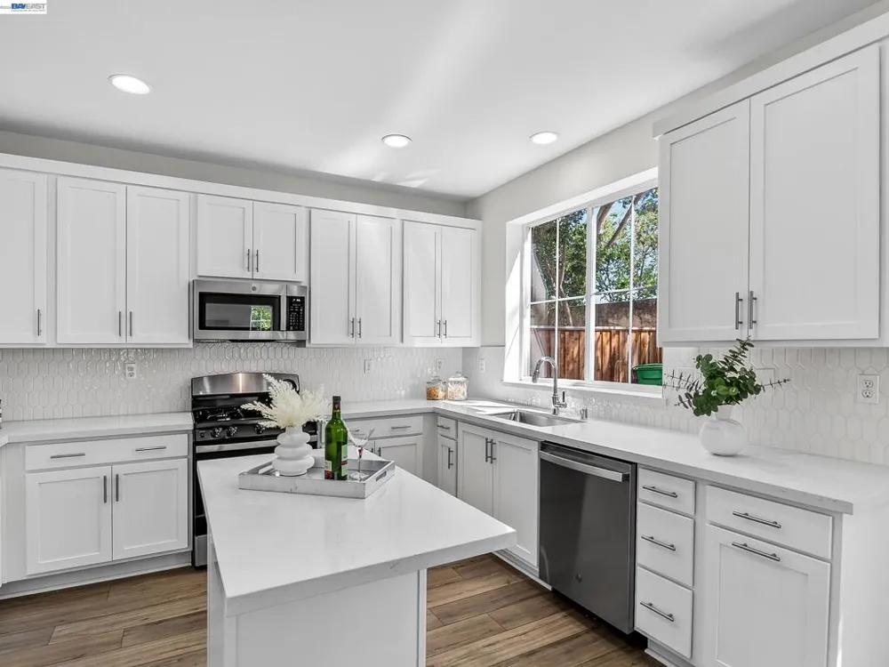 34905 Limestone Ct Union City, CA 94587