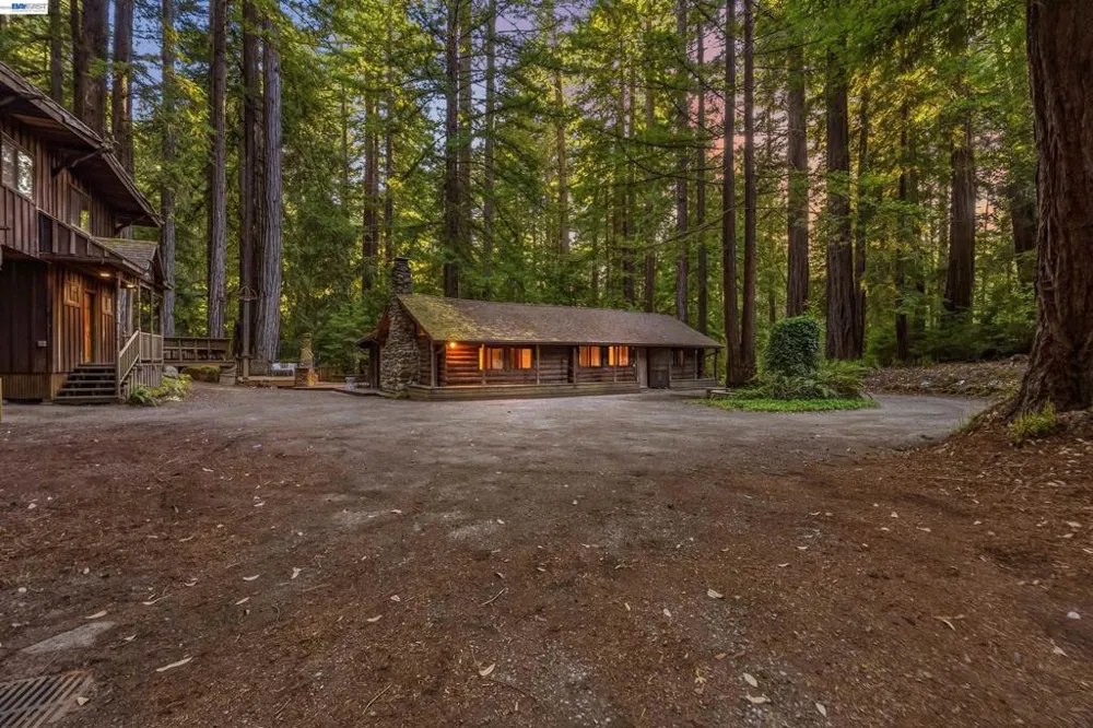 41 Back Road La Honda, CA 94020