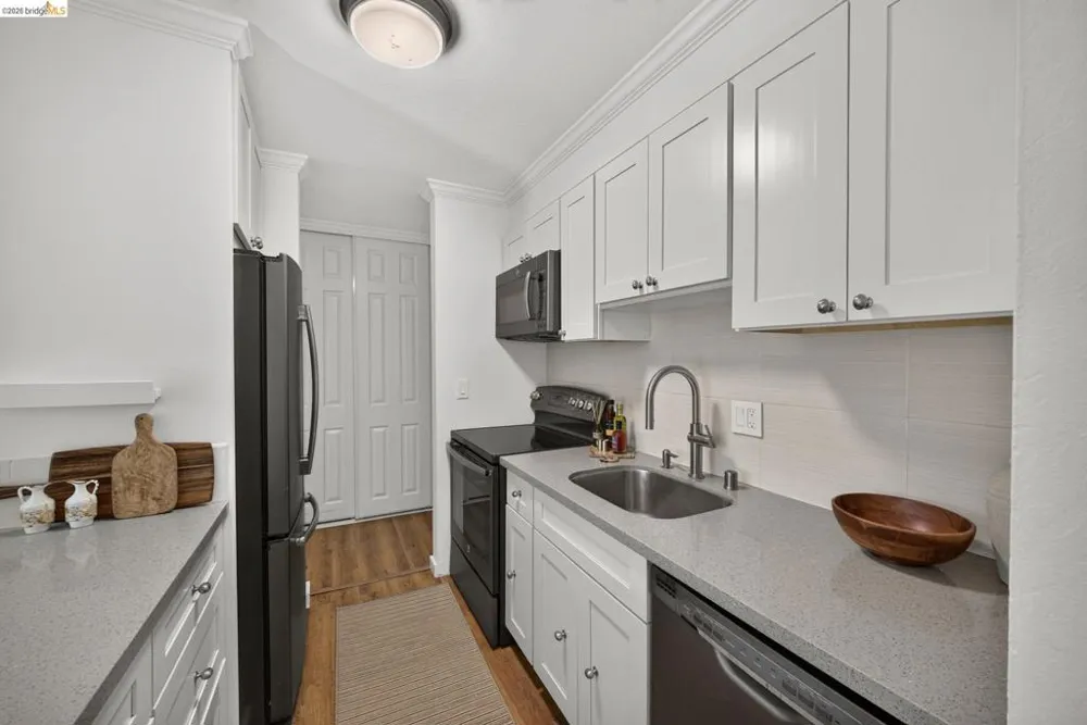 555 Jean St #319 Oakland, CA 94610
