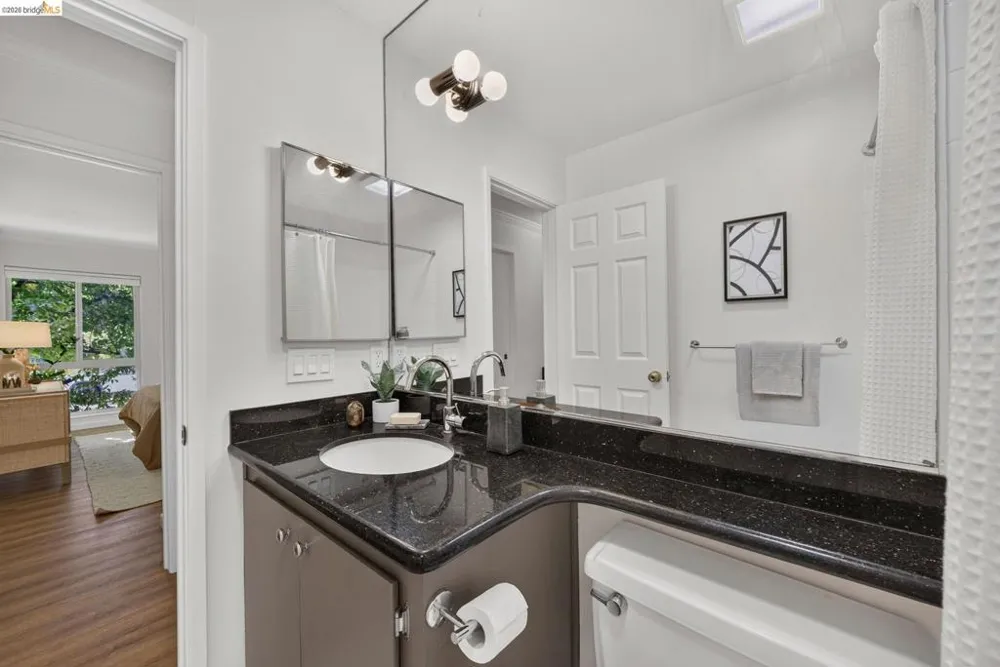555 Jean St #319 Oakland, CA 94610