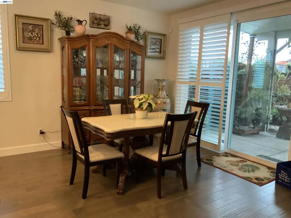 7001 Sitka Court Vacaville, CA 95687