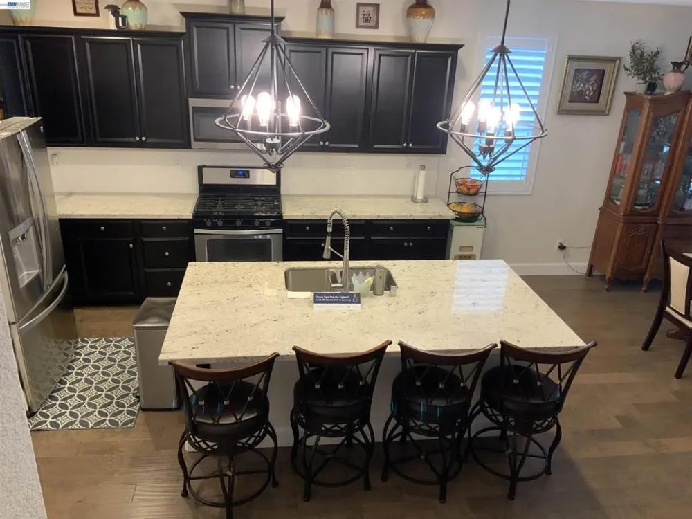 7001 Sitka Court Vacaville, CA 95687