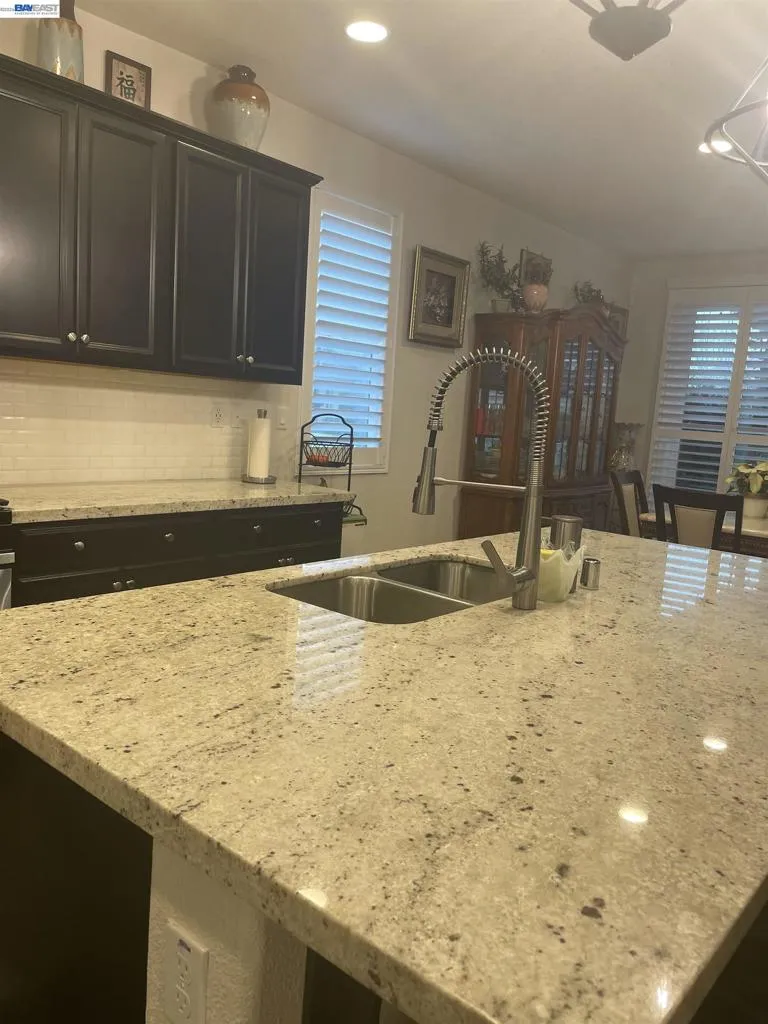 7001 Sitka Court Vacaville, CA 95687