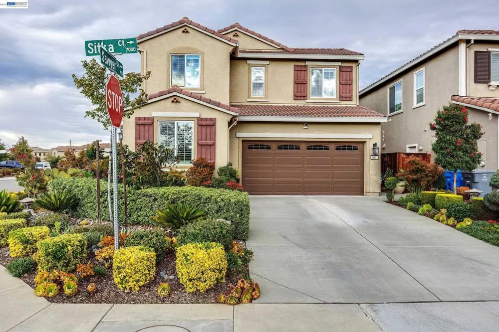 7001 Sitka Court Vacaville, CA 95687