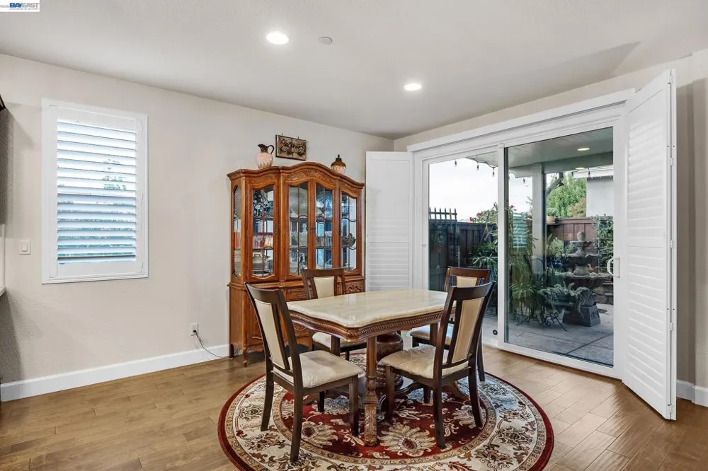 7001 Sitka Court Vacaville, CA 95687
