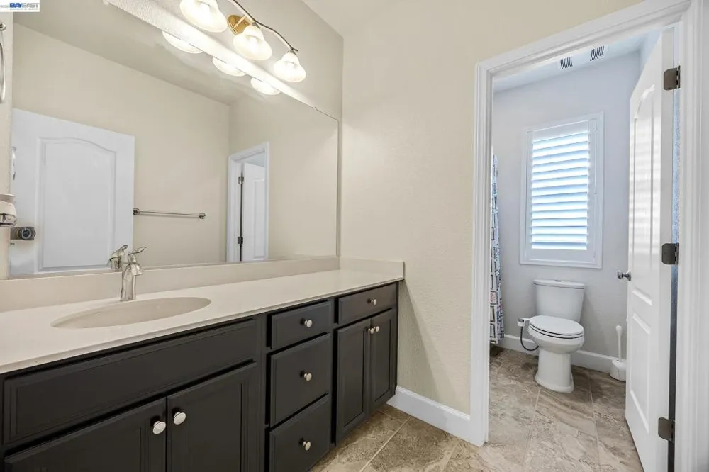 7001 Sitka Court Vacaville, CA 95687