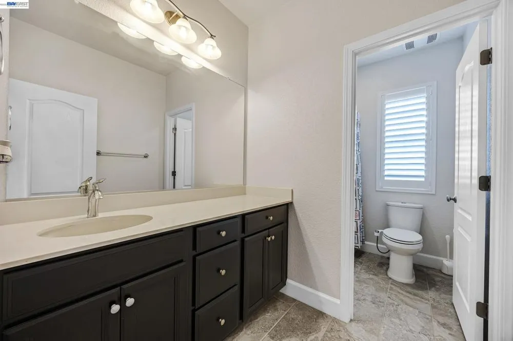 7001 Sitka Court Vacaville, CA 95687