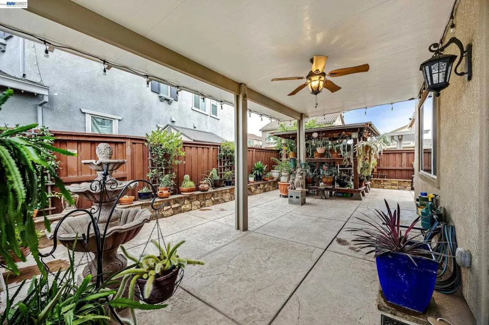 7001 Sitka Court Vacaville, CA 95687