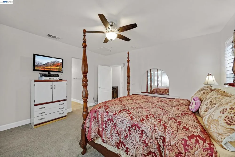7001 Sitka Court Vacaville, CA 95687